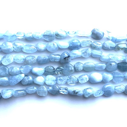Bead, aquamarine, 6-8mm nugget, 15.5-inch strand