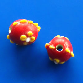 Bead, lampworked glass, red, 15mm bumpy round. Pkg of 4.