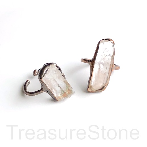 Adjustable Ring, clear crystal quartz, copper colour brass. Ea