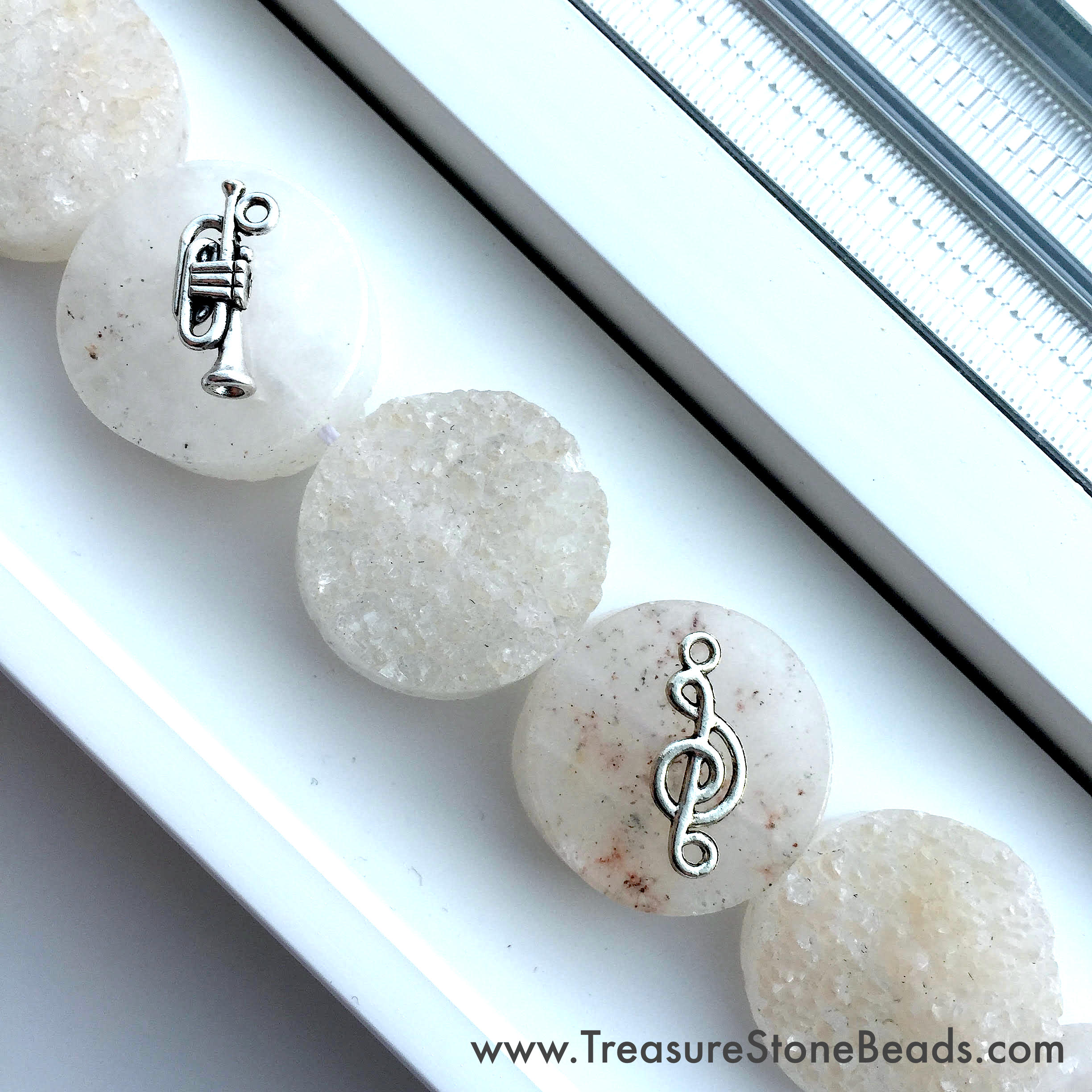 Bead, white druzy agate, hand-cut flat round, 25mm. 16pcs. - Click Image to Close