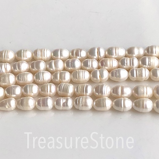 Pearl, freshwater, 6x9 mm oval, B- grade. 13.5", about 43pcs