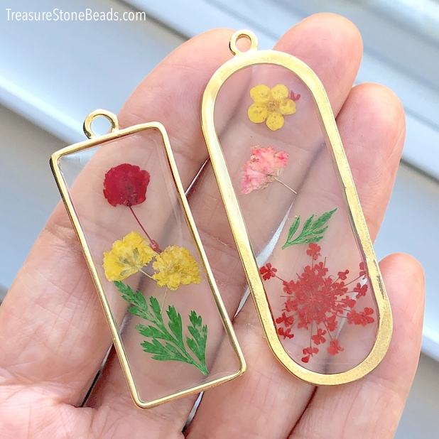 Pendant,dry yellow red flower,green leaves,resin,21x55mm.gold.ea