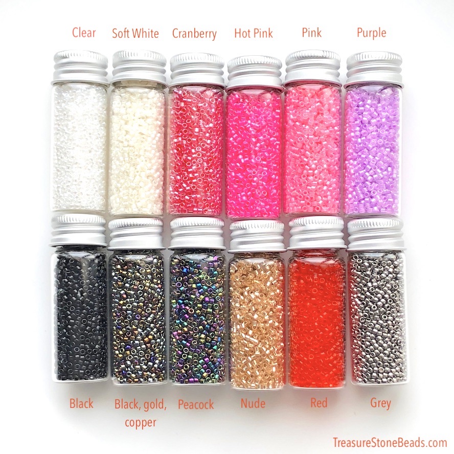 Seed bead, glass, clear shine, 12-11/0, 2.1mm round. 12g