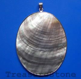 Pendant, shell, 50x62mm oval. Sold individually.