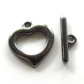 Clasp, toggle, black-colored, 17/18mm heart. Sold individually.
