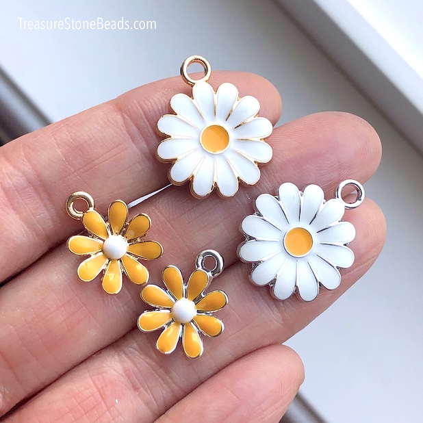 Charm / Pendant, 19mm white daisy flower, gold, Enamel. 2pcs